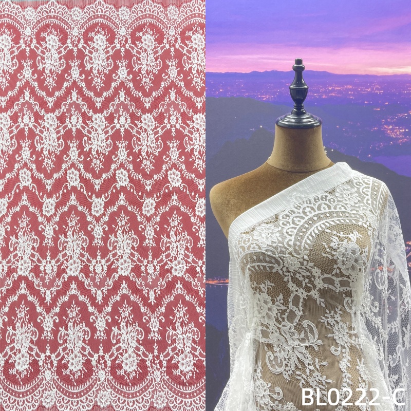 Customized Bridal Guipure Cord Chantilly Lace Fabric High Quality French Lace Material